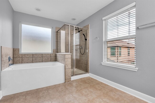 Building Photo - 2707 Volute