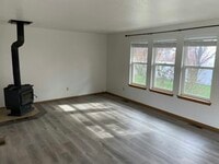 Building Photo - 4801 Hillcrest Dr