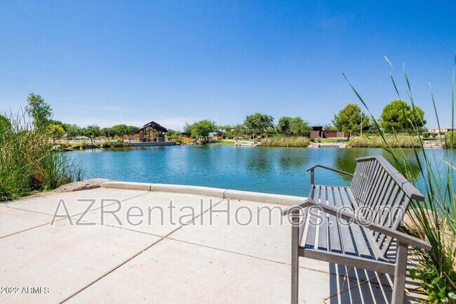 Building Photo - 10540 E Sebring Ave
