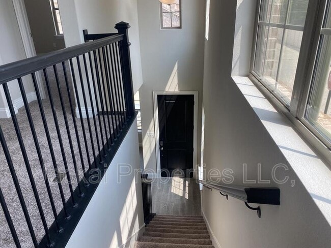 Building Photo - 801 Ponds Edge Ln