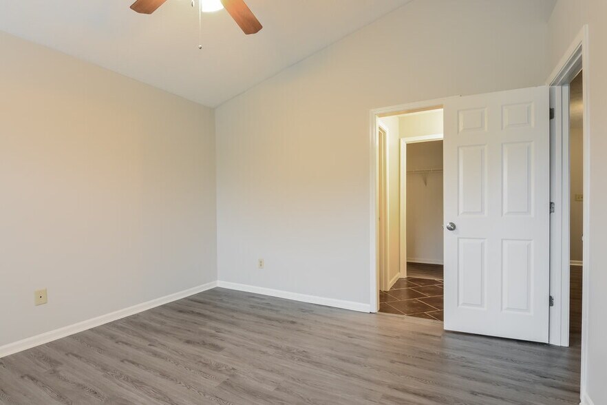 Building Photo - 11339 Water Birch Dr