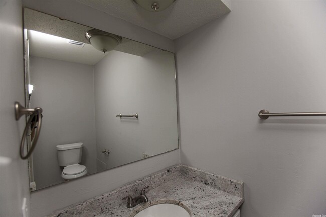 Building Photo - 10025 Whispering Pines Dr