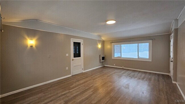 Building Photo - 56 Artillery Ln