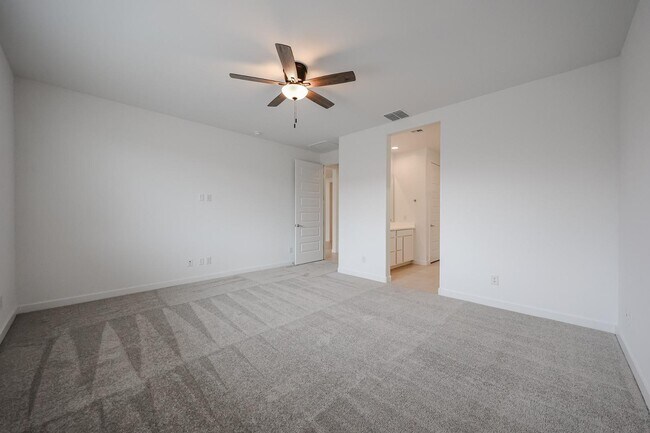 Building Photo - 7814 W Hide Trl