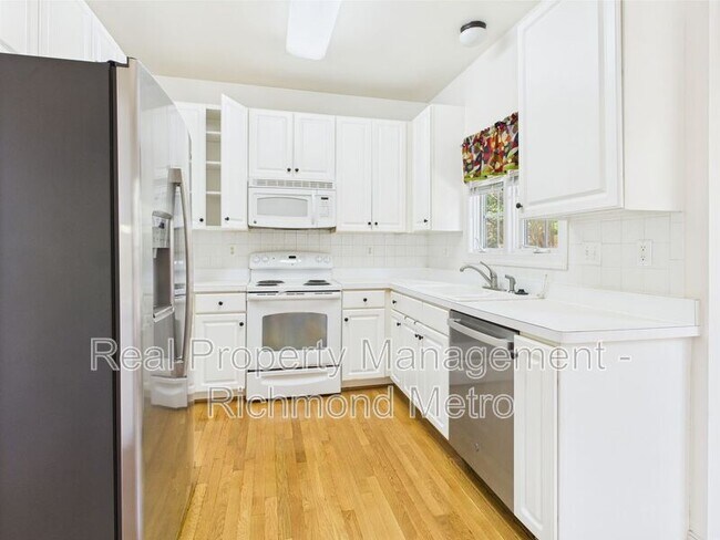 Building Photo - 401 Portwest Terrace