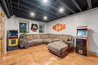 Building Photo - 2130 W Washington Blvd