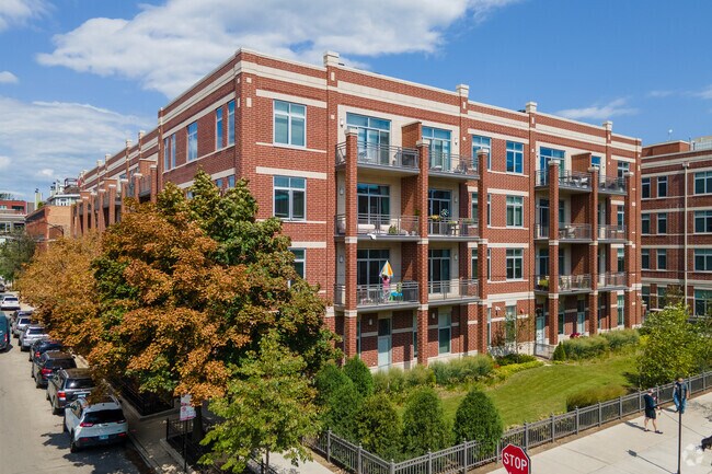 Building Photo - Monroe Aberdeen Place