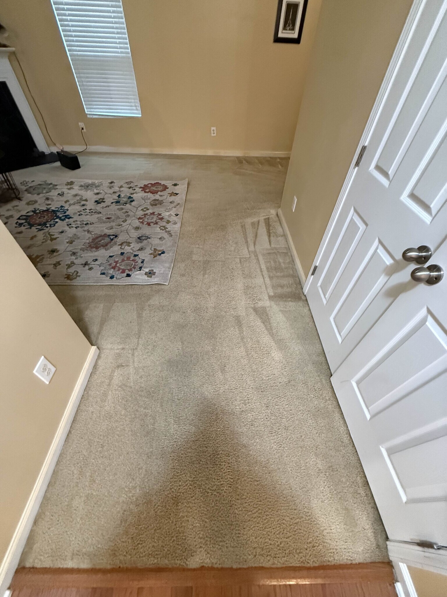 Building Photo - Room in House on Genlee Dr