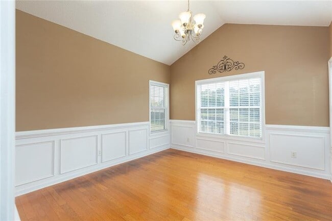 Building Photo - 300 McKendree Ct
