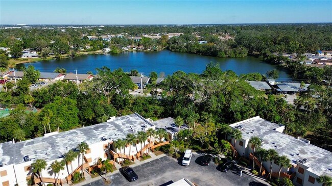 Building Photo - 133 Wild Palm Dr