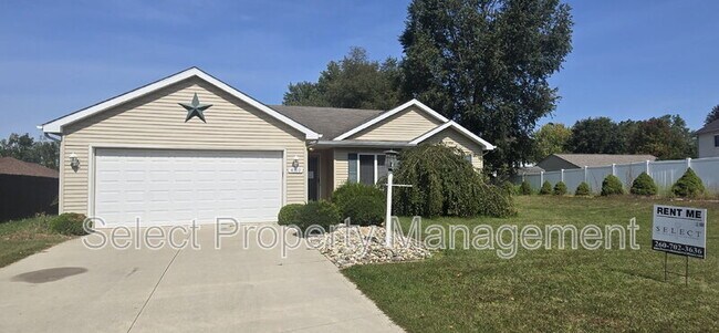Primary Photo - 4110 Three Oaks Dr