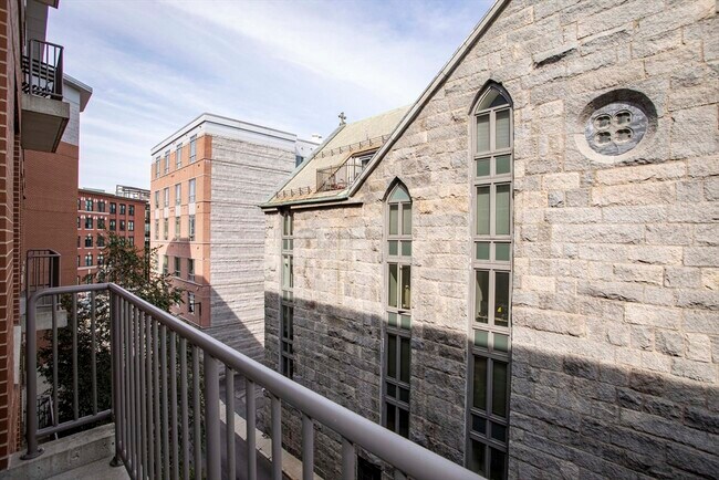 Building Photo - 150 Dorchester Ave