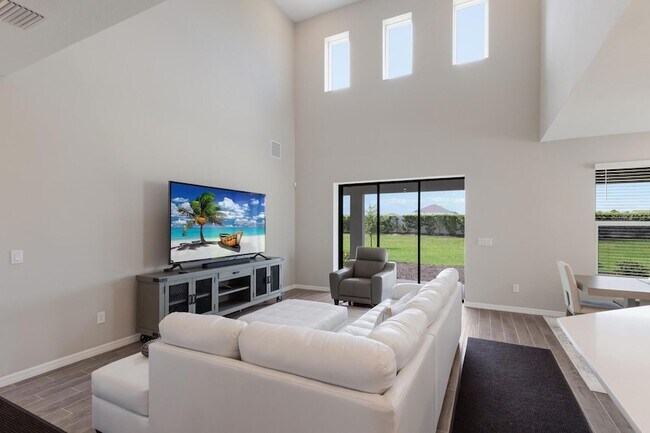 Building Photo - 9312 Tequila Sunrise Dr
