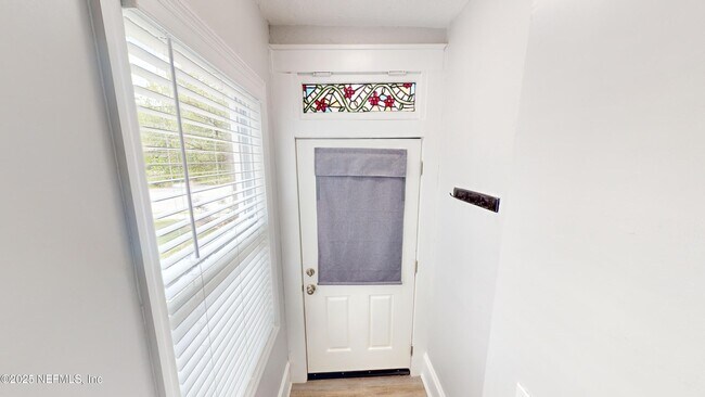 Building Photo - 2803 College St