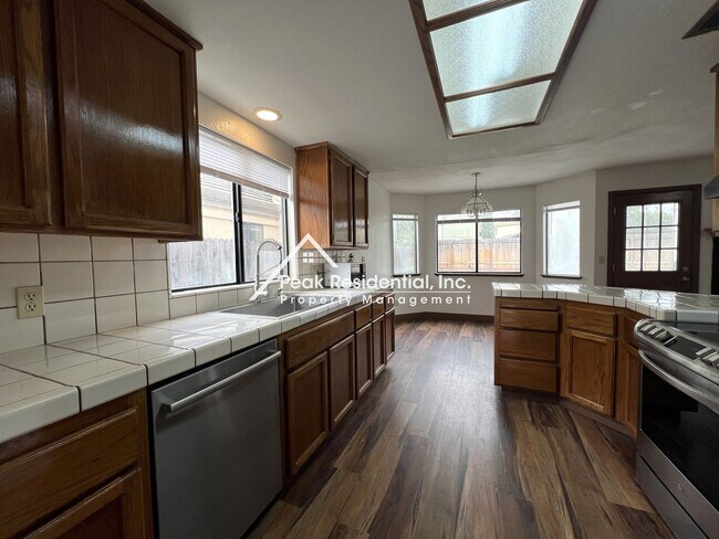 Building Photo - 5205 Efthemia Way