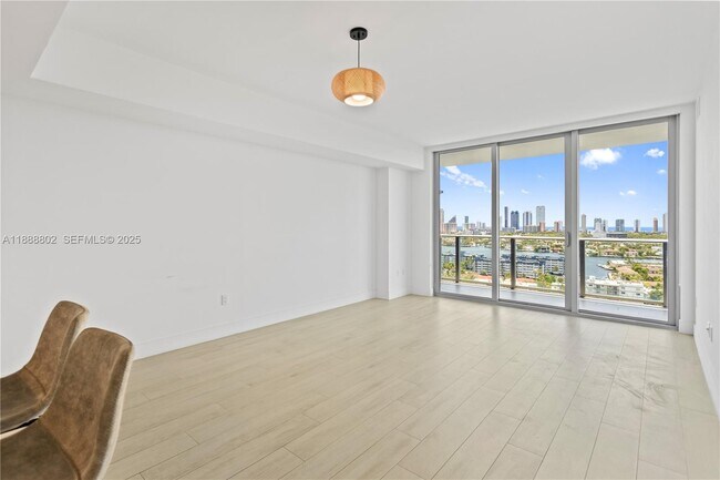 Building Photo - 16385 Biscayne Blvd