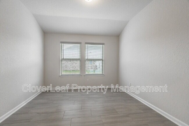 Building Photo - 3033 Casillero St