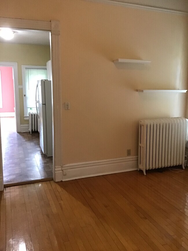 Building Photo - 2726 DuPont Ave S