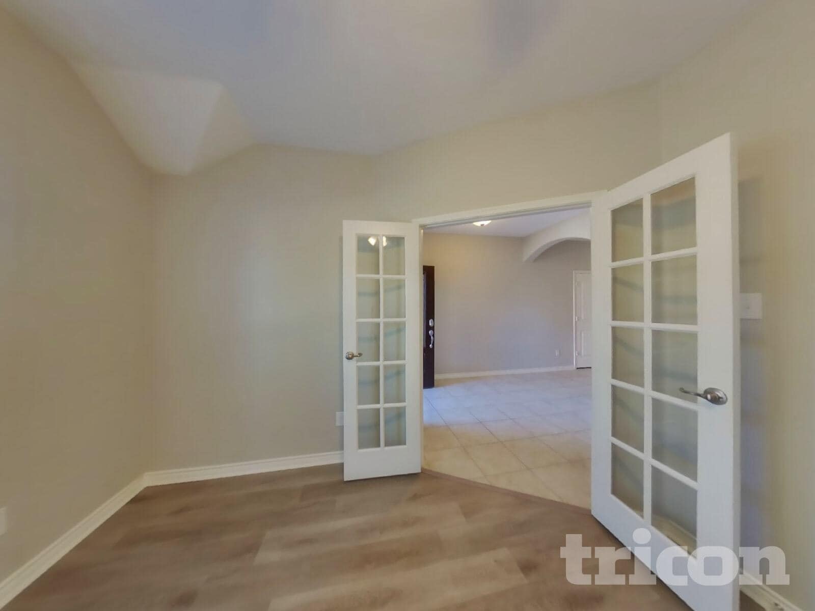 Building Photo - 3213 Shady River Trail