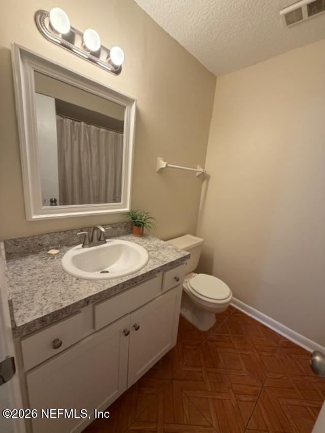 Building Photo - 5627 Pinebay Cir S