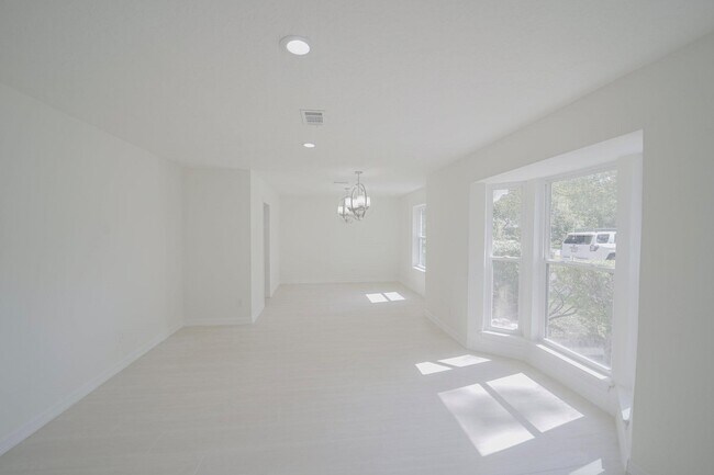 Building Photo - 1419 Chestnut Ridge Rd