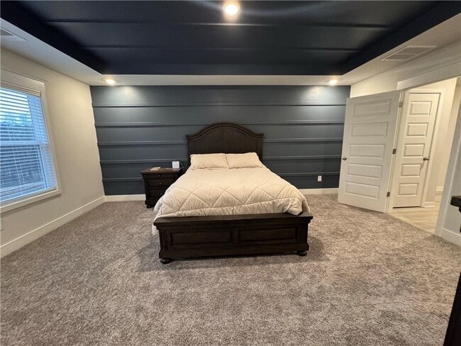 Building Photo - 220 Depot Lndg Rd