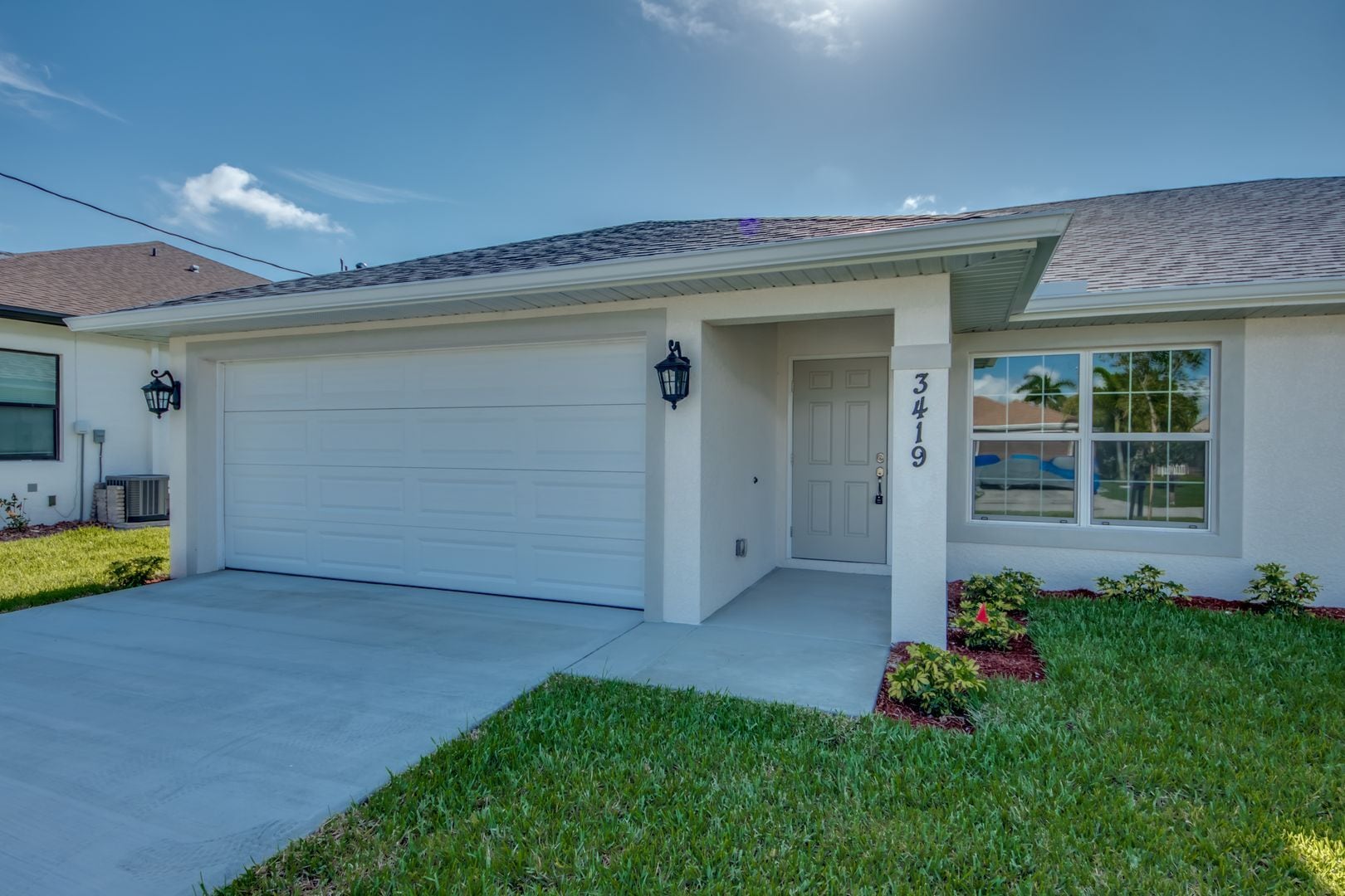 Building Photo - 3419-3421 SW 15th Pl