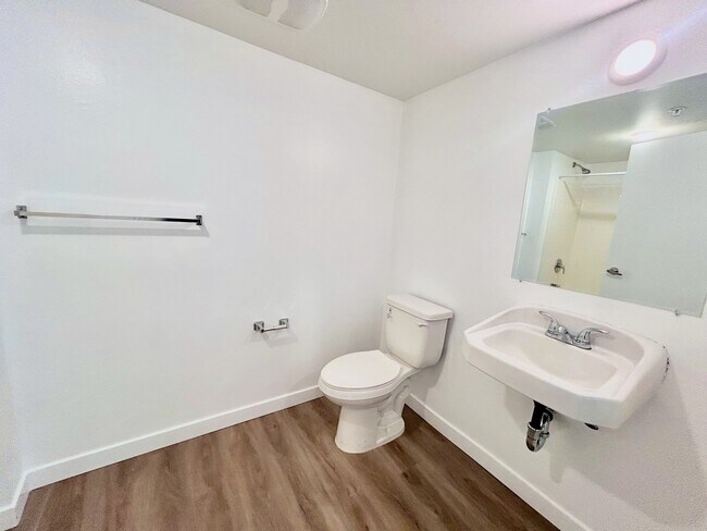 Floorplan - 11630-11640 S Main St (110 E. 116th St)
