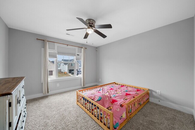 Building Photo - 1511 Kingbird Dr
