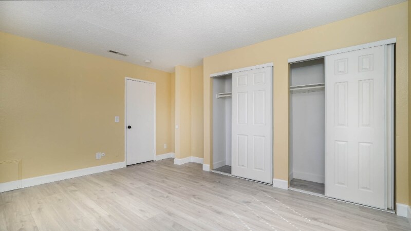 Building Photo - 1444 W 227th St