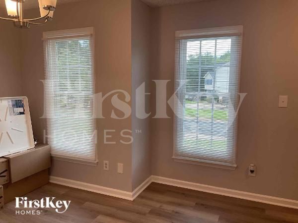 Building Photo - 3705 Birmi Dr