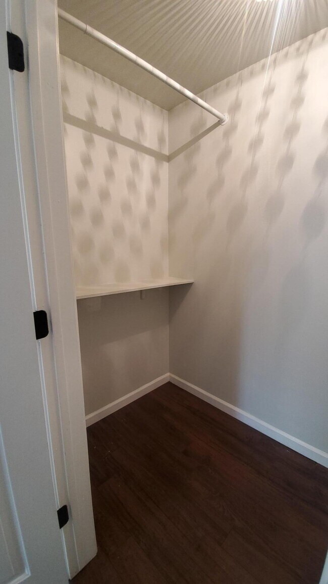 Building Photo - 4128 N 46th Pl