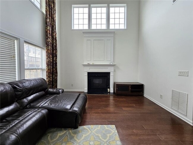 Building Photo - 3255 Warbler Way