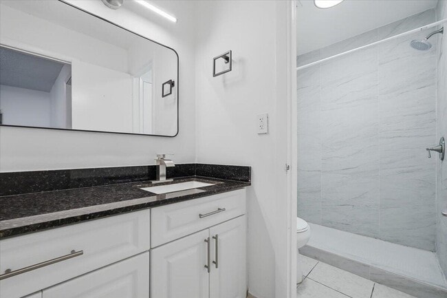 Building Photo - 3907 NW 76th Terrace