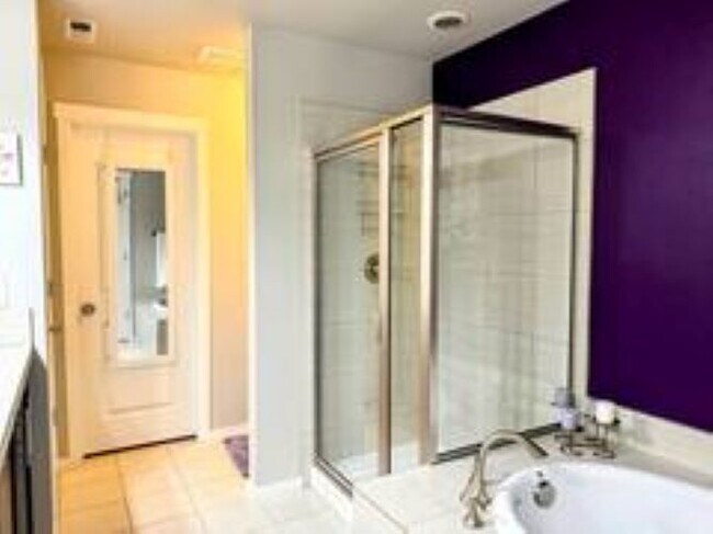 Building Photo - 9105 Merritt Ave SE