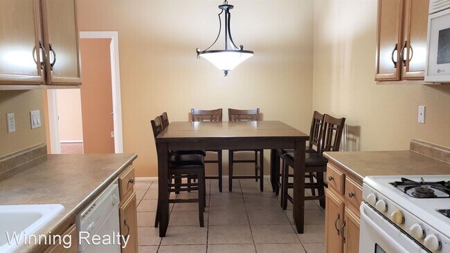 Building Photo - 3 br, 2 bath House - 3401 Cactus Mountain ...