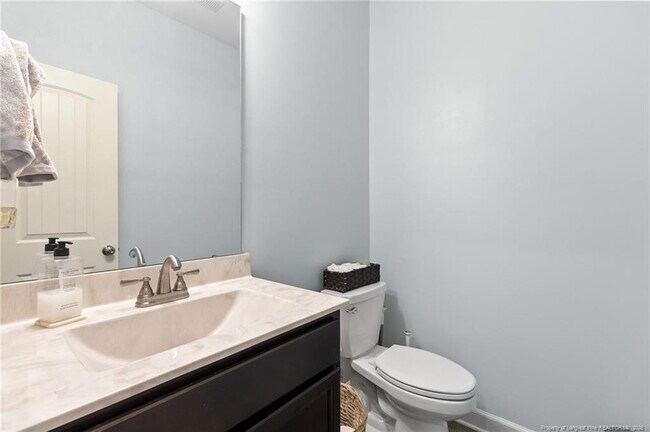 Building Photo - 50 Basswood Ct