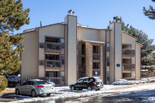 Building Photo - Chestnut Ridge