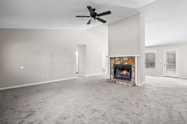 Building Photo - 5345 Memorial Ln SW