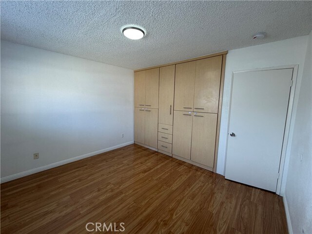 Building Photo - 240 W Verdugo Ave