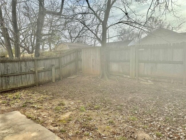 Building Photo - 1909 Cypress Pl