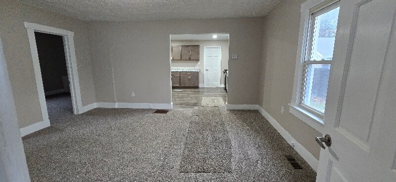 Building Photo - 419 Clayton St