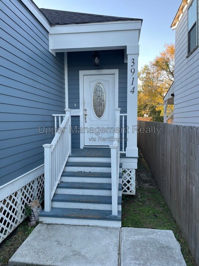 Building Photo - 3914 Hamilton St