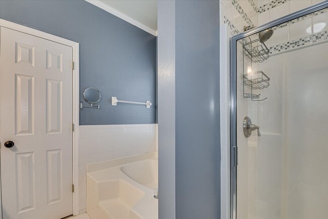 Building Photo - 4441 McManus Ct