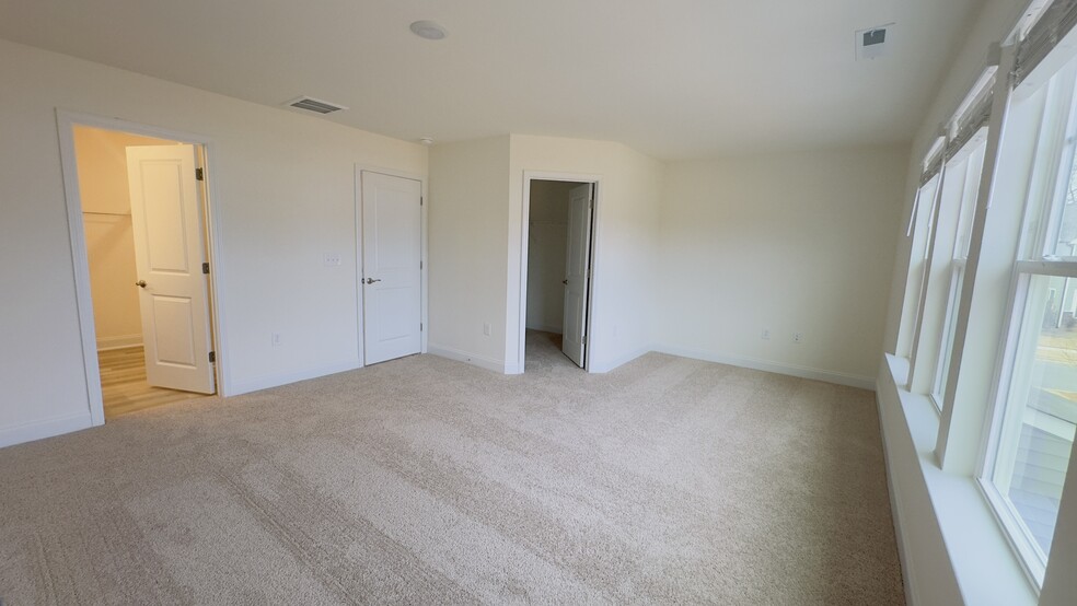 Building Photo - 21 Lavender Ln