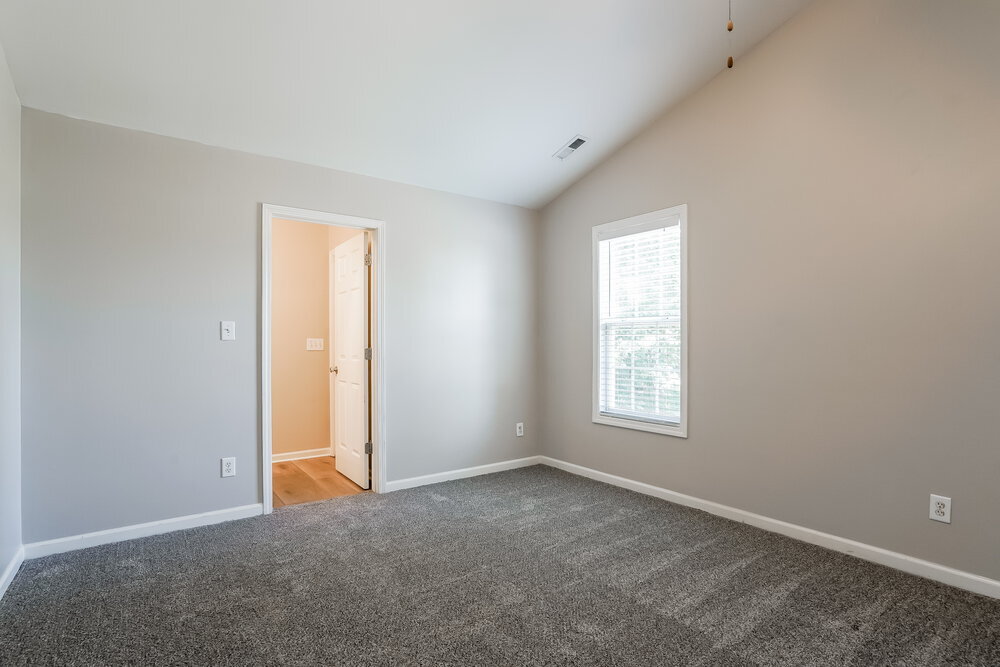 Building Photo - 402 Star Ruby Dr
