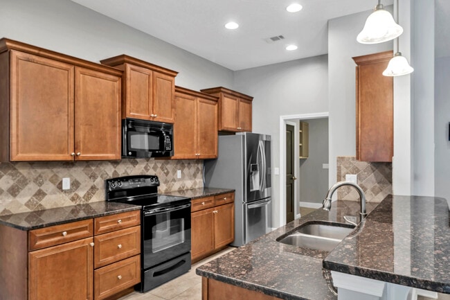 Building Photo - 4628 Hermosa Rd