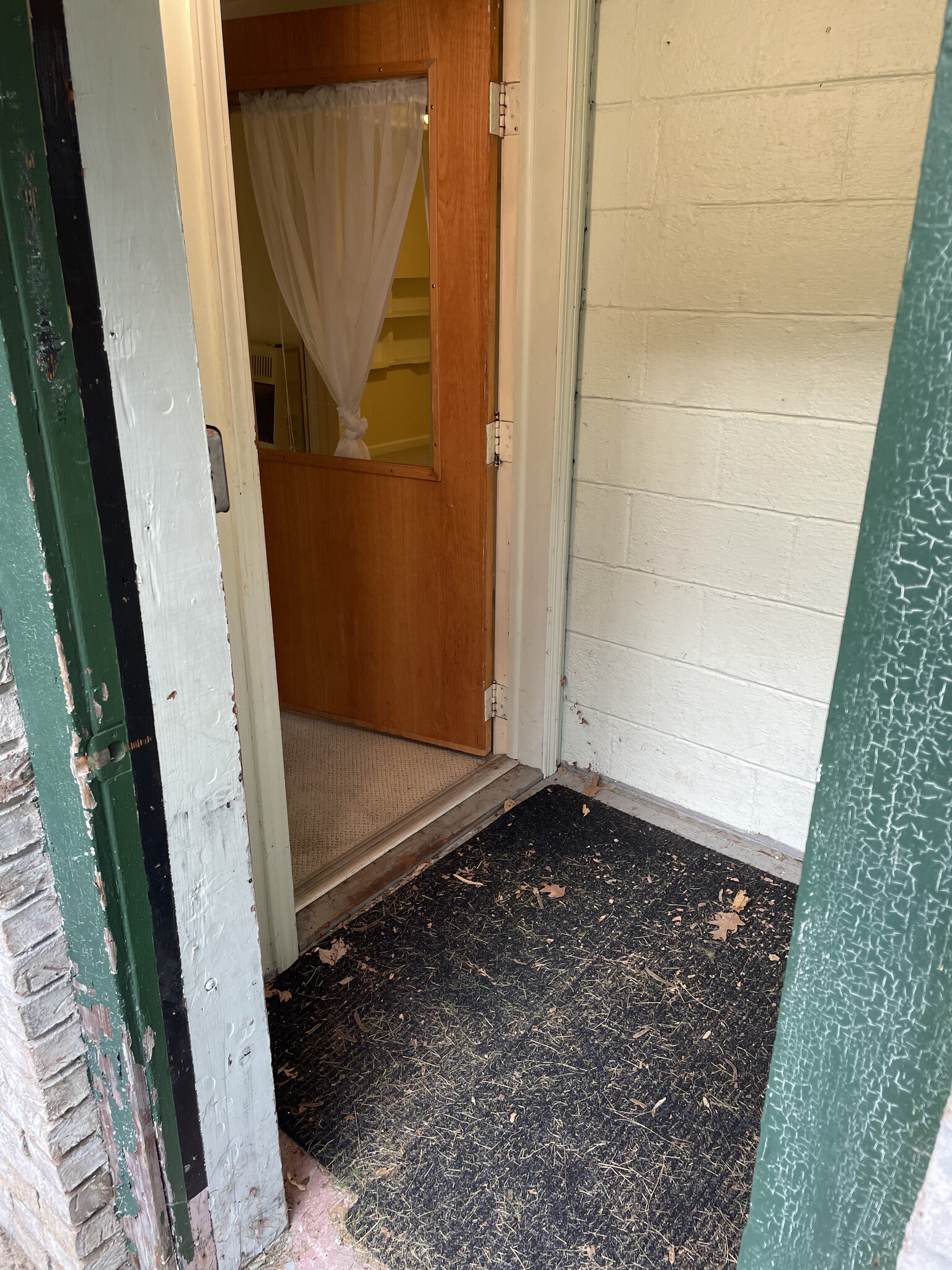 "Mud Room"/Entryway - 3050 J Maddy Pky