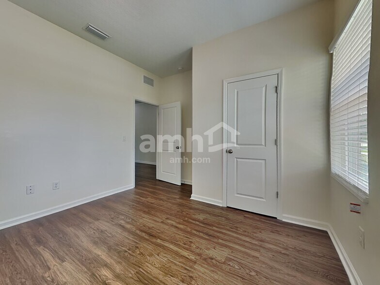 Building Photo - 11516 Pace Bend Ct