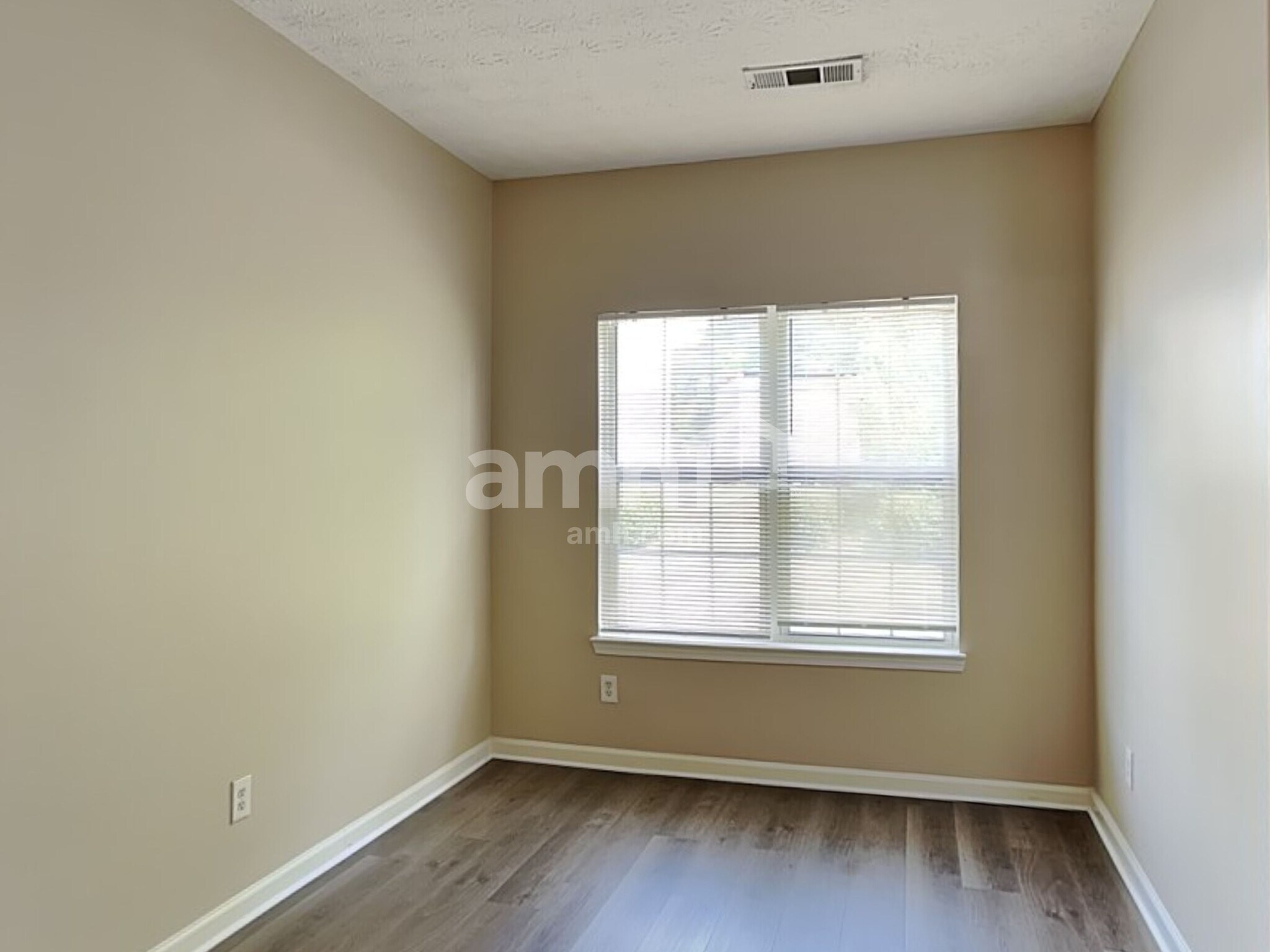 Building Photo - 4284 Wood Cove Dr